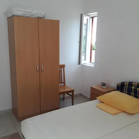 Apartment Jaram *